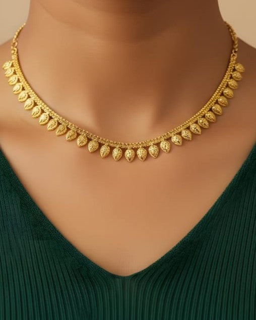 Leaf Design Gold Plated Necklace-SG220004
