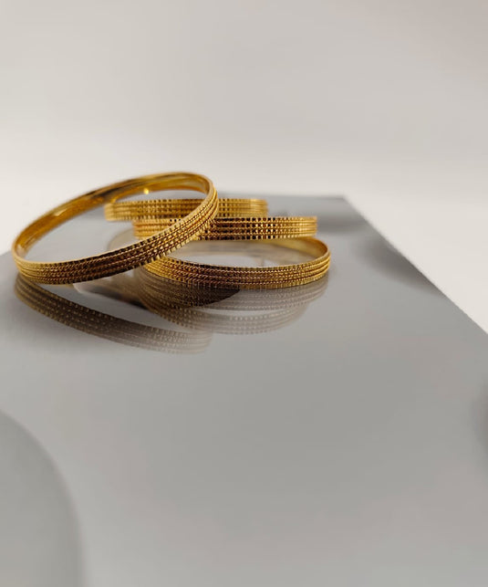 Classic Textured Gold Bangles-SG550003