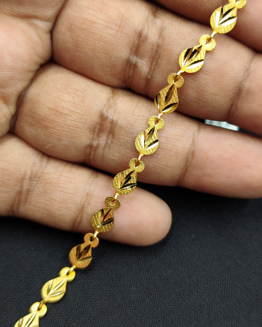 Leaf Pattern Gold Bracelet-SG440005