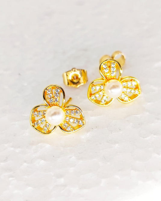 FLORAL WHITE STONE AND BEAD-SGC1120002