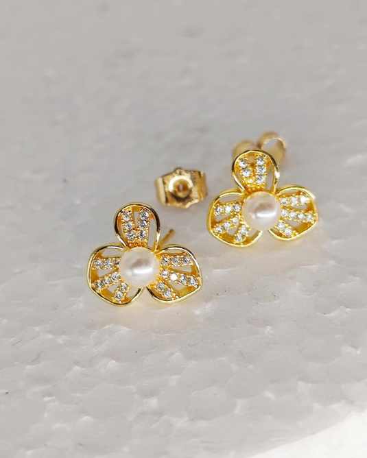 FLORAL WHITE STONE AND BEAD-SGC1120002