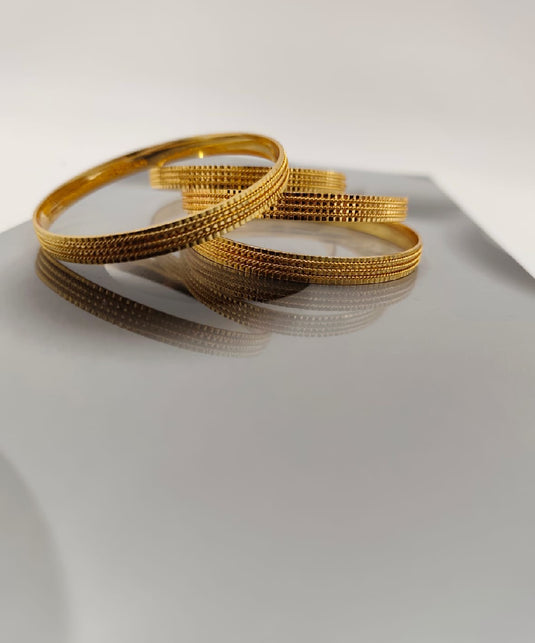 Classic Textured Gold Bangles-SG550003