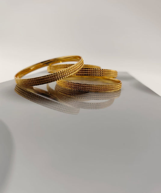 Classic Textured Gold Bangles-SG550003